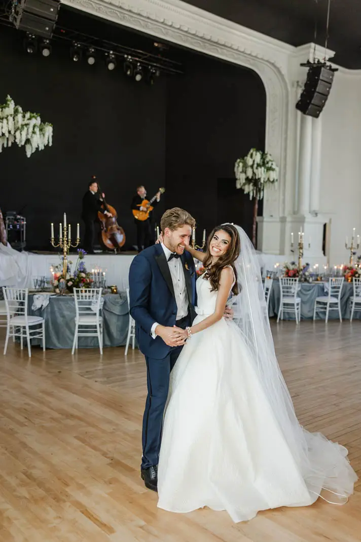 groom and bride dance